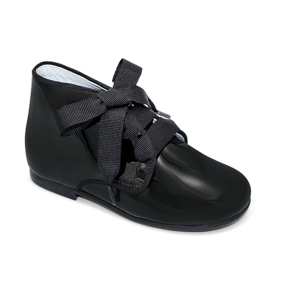 𝅺black Patent Leather - Picture 1 of 3